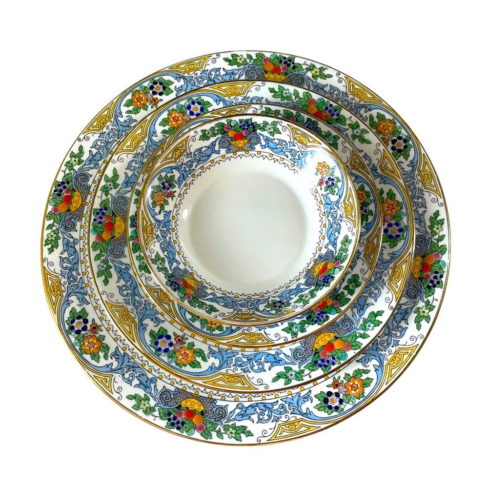 22k Gold Trimmed Adderleys Almora Plates (Set of 4)